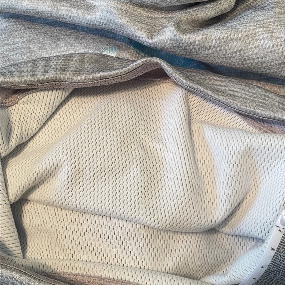 Adidas Women's Light Gray Hoodie with Blue Logo Climawarm Size Medium Lined EUC - Picture 11 of 12